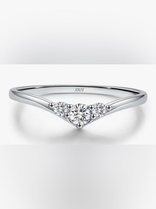 Jewelry - NEW Sterling Silver V-Shape Three-Stone Moissanite Ring